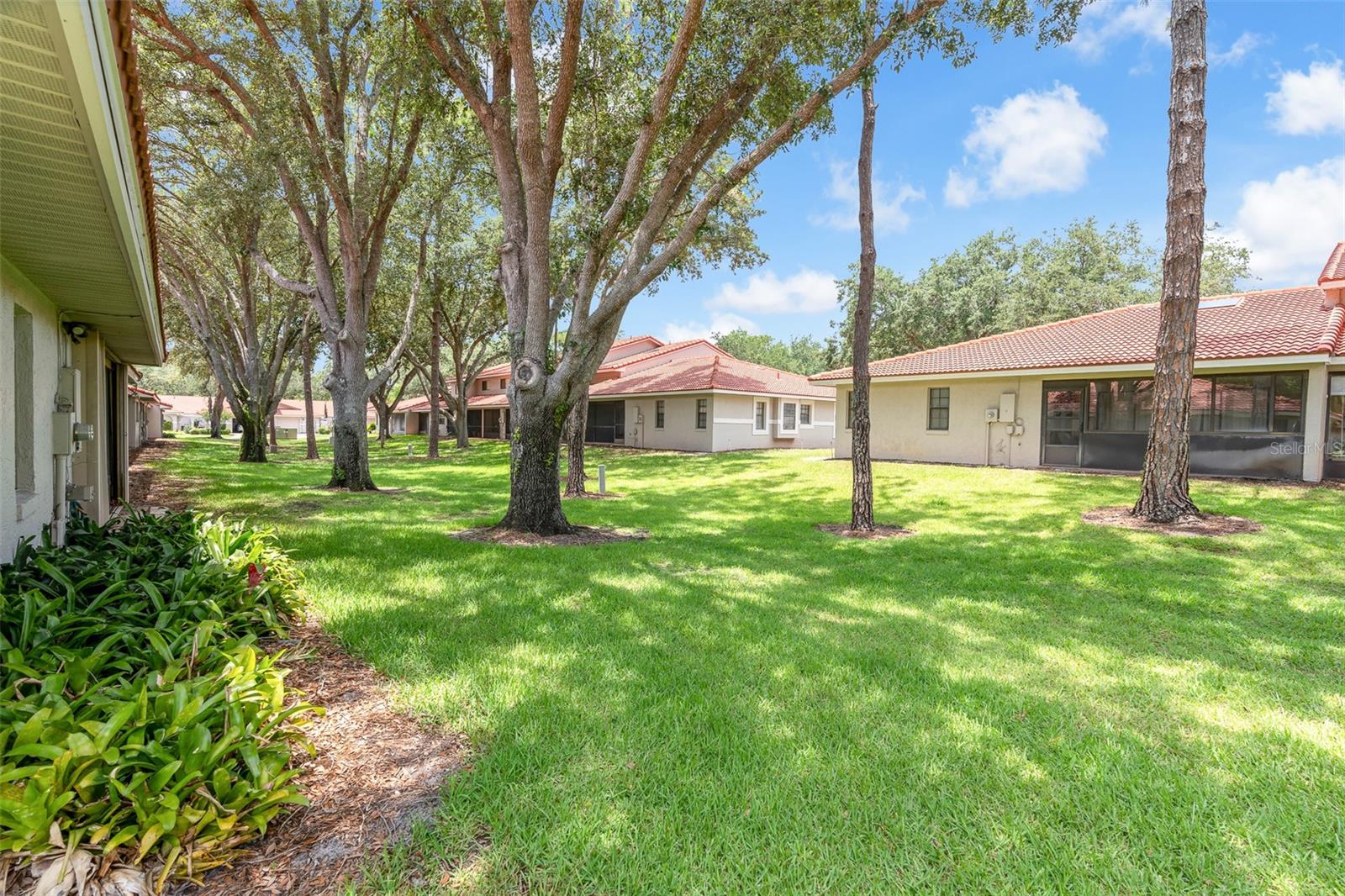 8237 BREEZE COVE LN, ORLANDO, FL, 32819