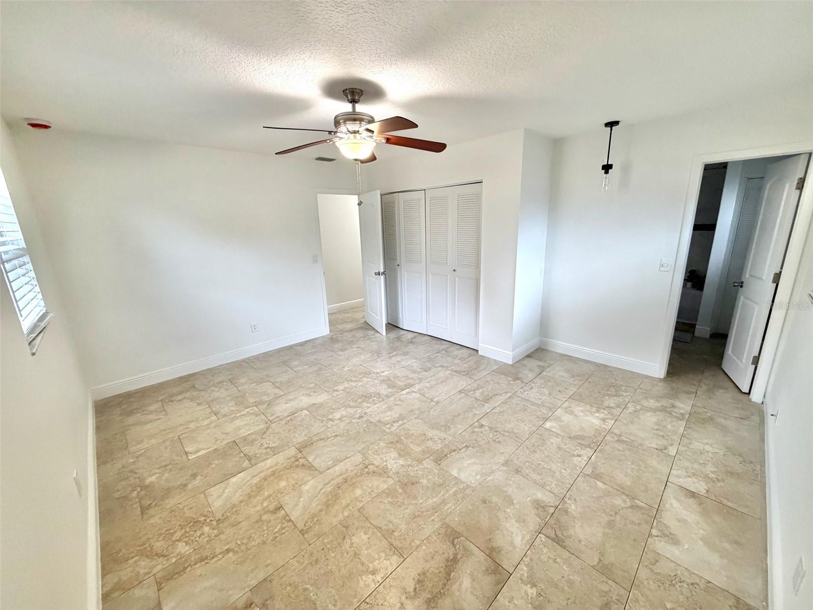 6945 ORKNEY AVE N, ST PETERSBURG, FL, 33709
