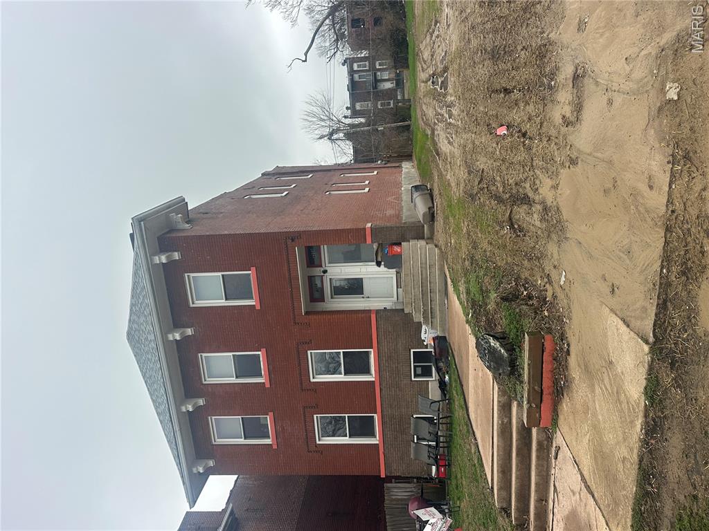 4258 East St Louis Avenue, Saint Louis MO 63115