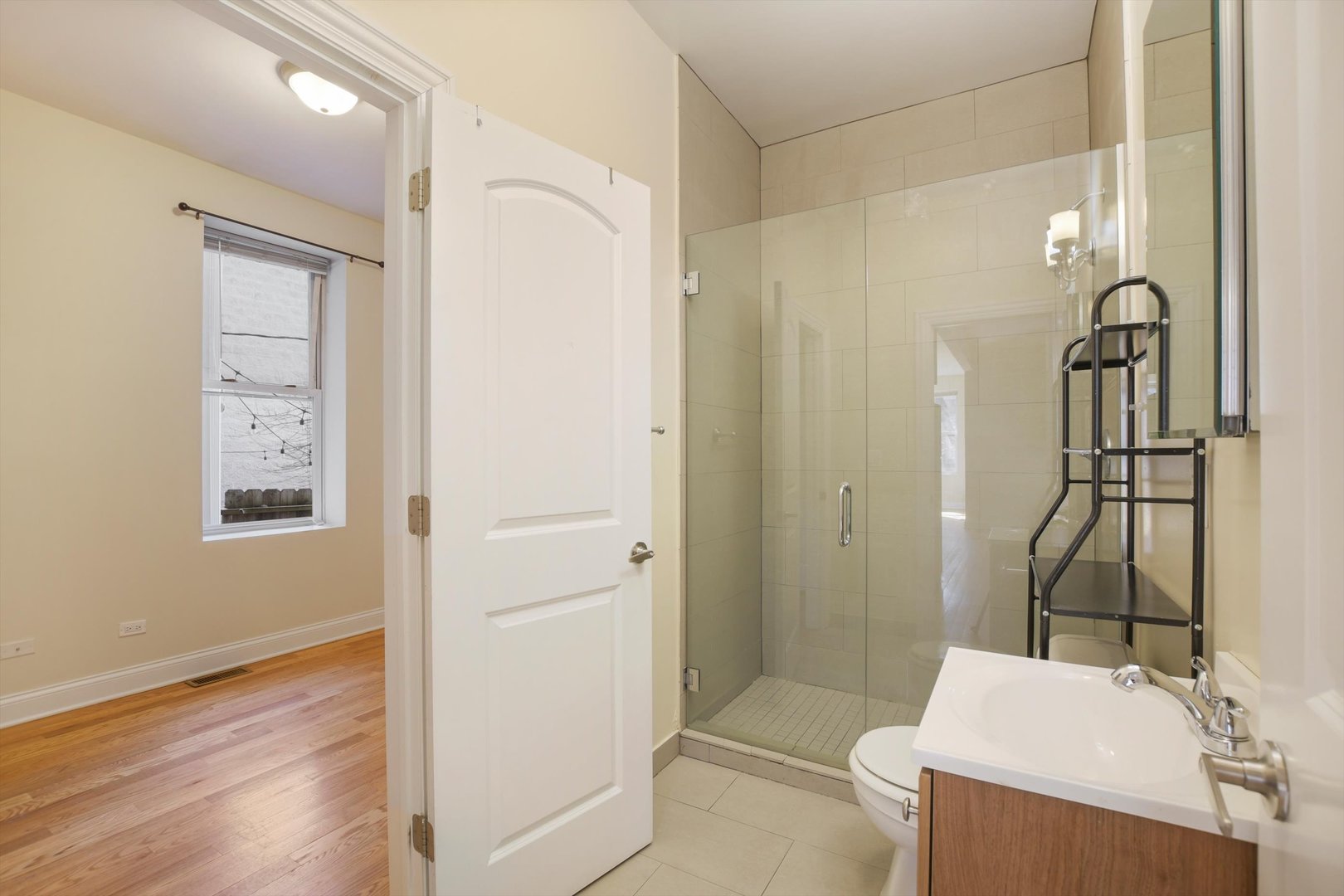 2222 W Belden Avenue, Chicago, IL 60647