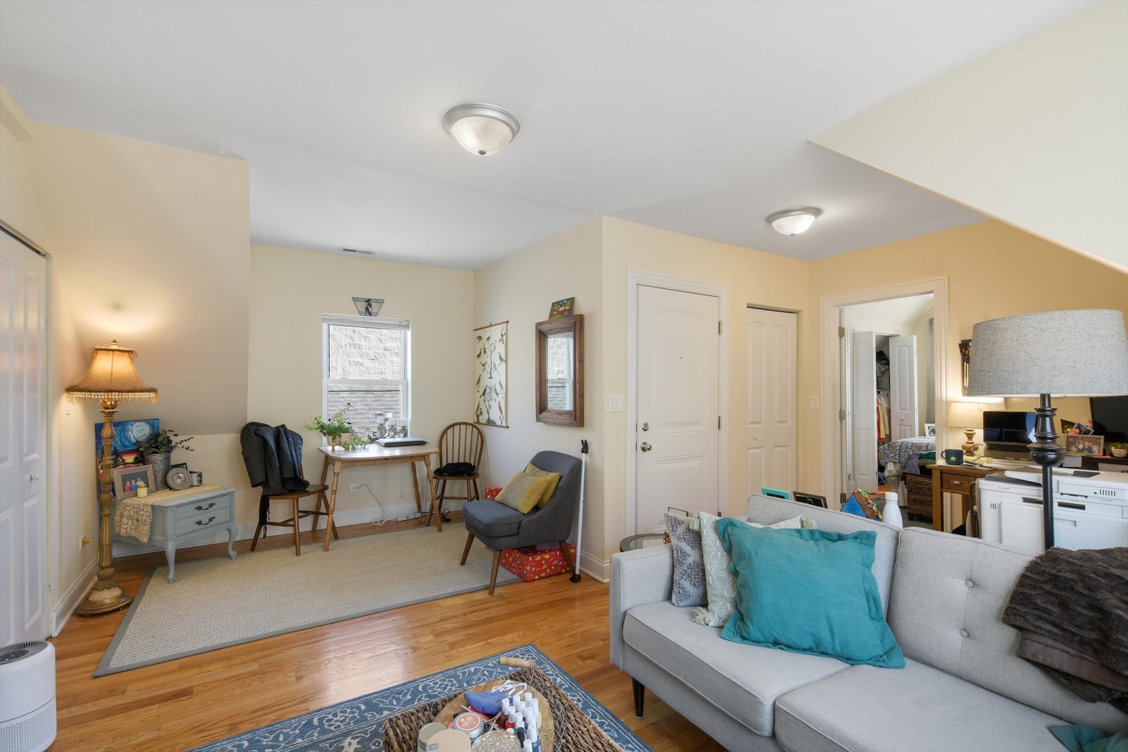 2222 W Belden Avenue, Chicago, IL 60647