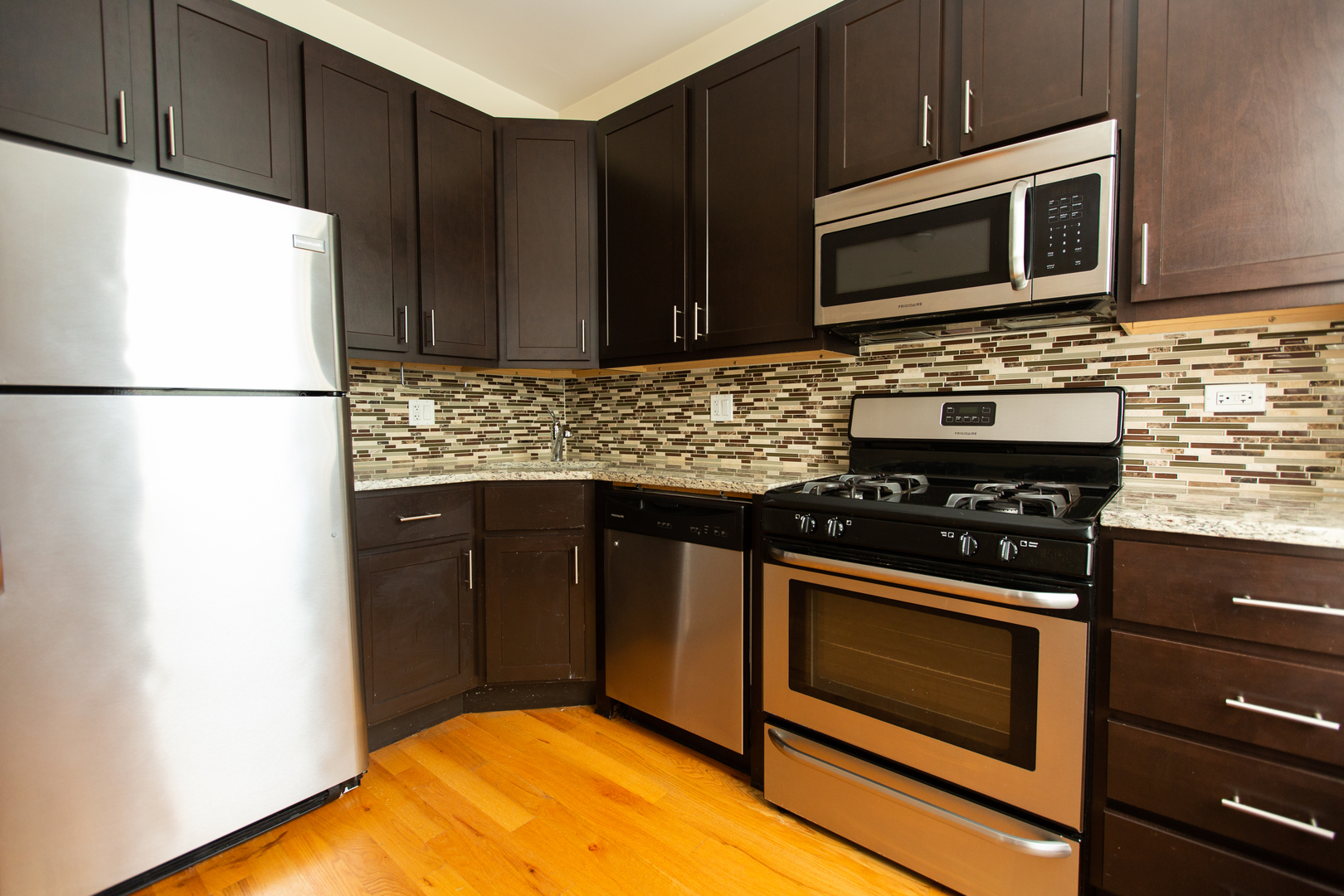 2222 W Belden Avenue, Chicago, IL 60647