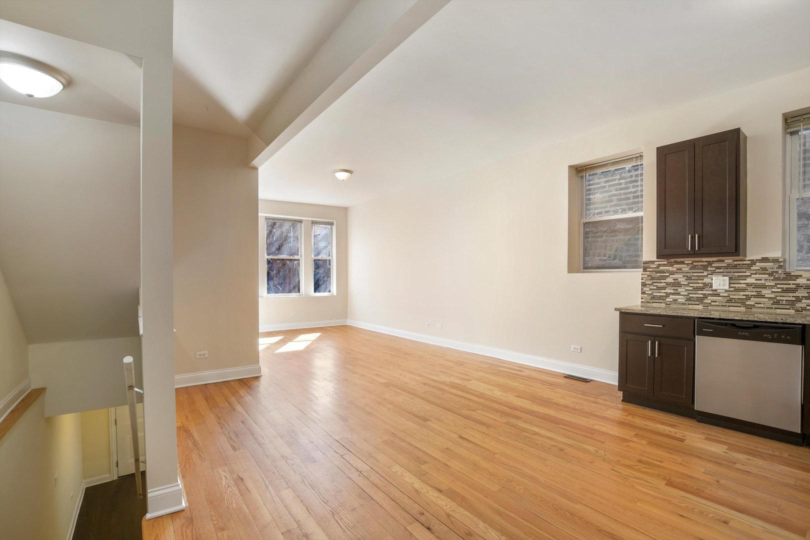 2222 W Belden Avenue, Chicago, IL 60647