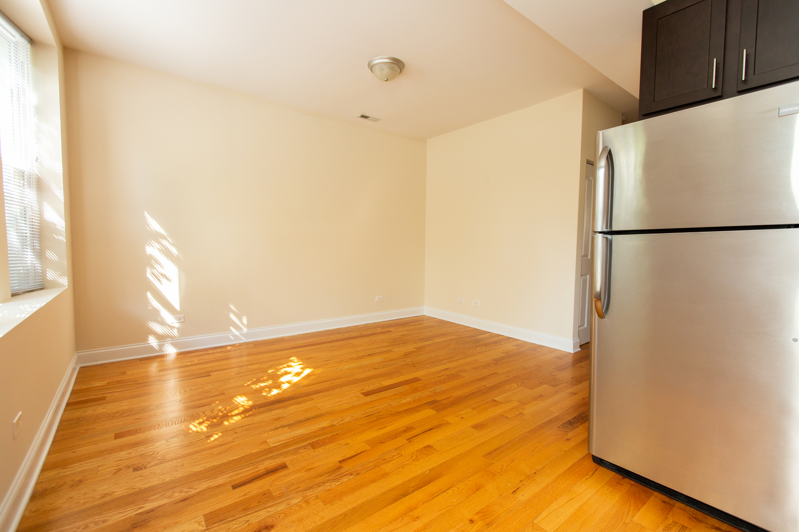 2222 W Belden Avenue, Chicago, IL 60647