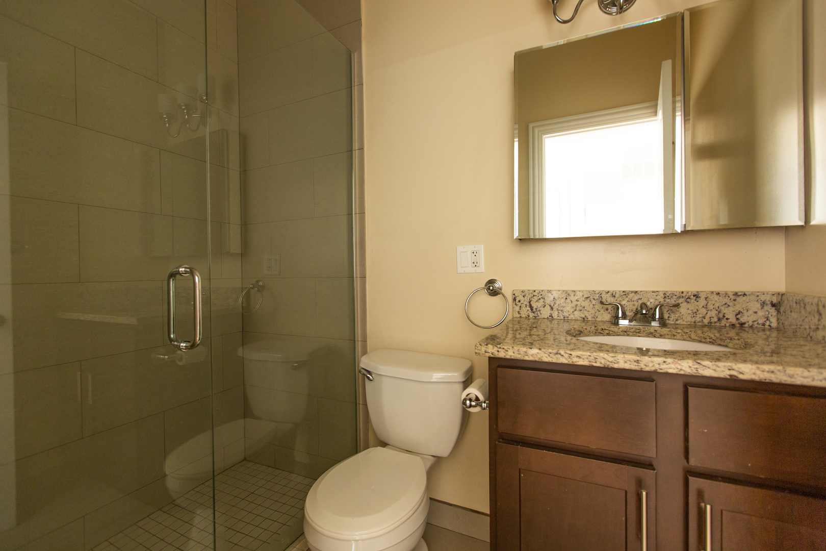 2222 W Belden Avenue, Chicago, IL 60647