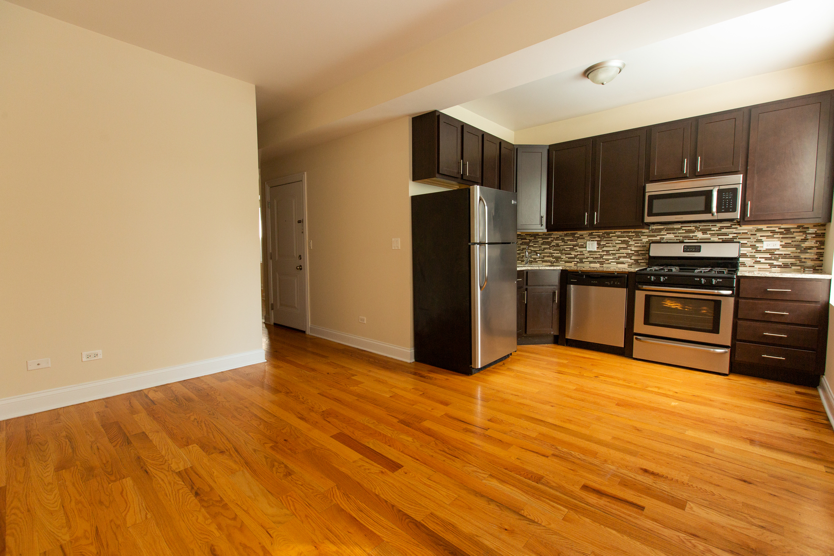 2222 W Belden Avenue, Chicago, IL 60647