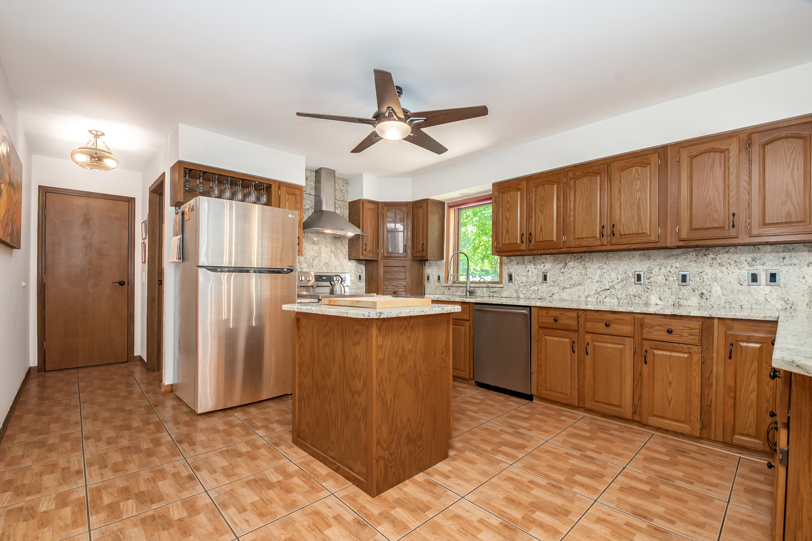 MLS #MRD11675214 image #5