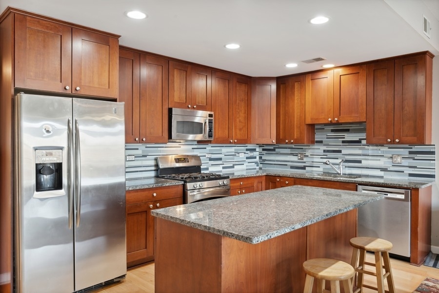 MLS #MRD11678964 image #2