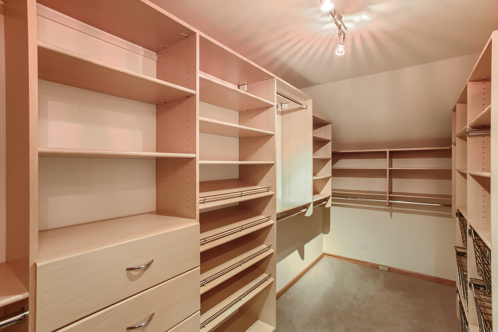 MLS #MRD11686731 image #8