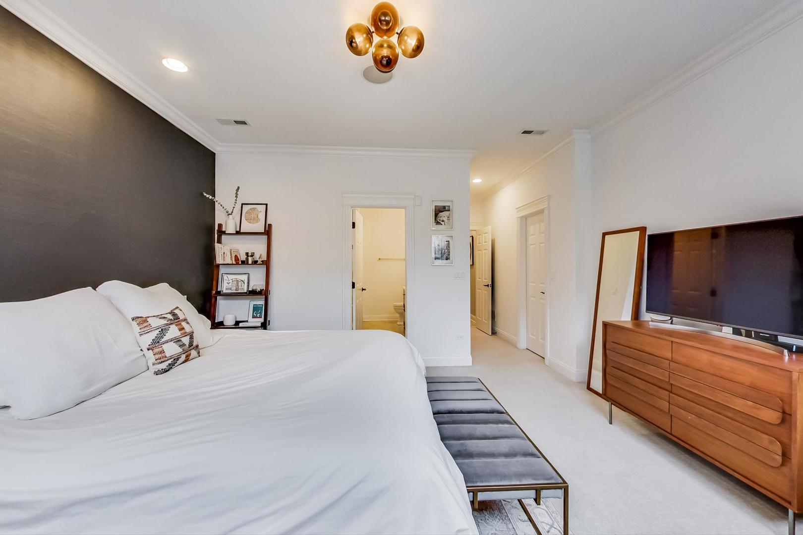 MLS #MRD11736899 image #9