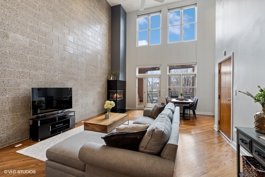 MLS #MRD11751835 image #2