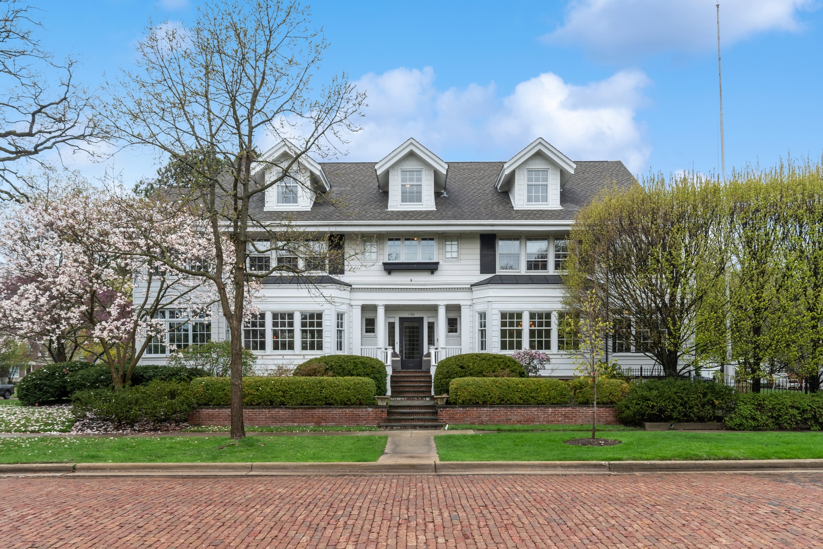 1100 Greenwood Avenue Wilmette, Illinois, United States Home For Sale