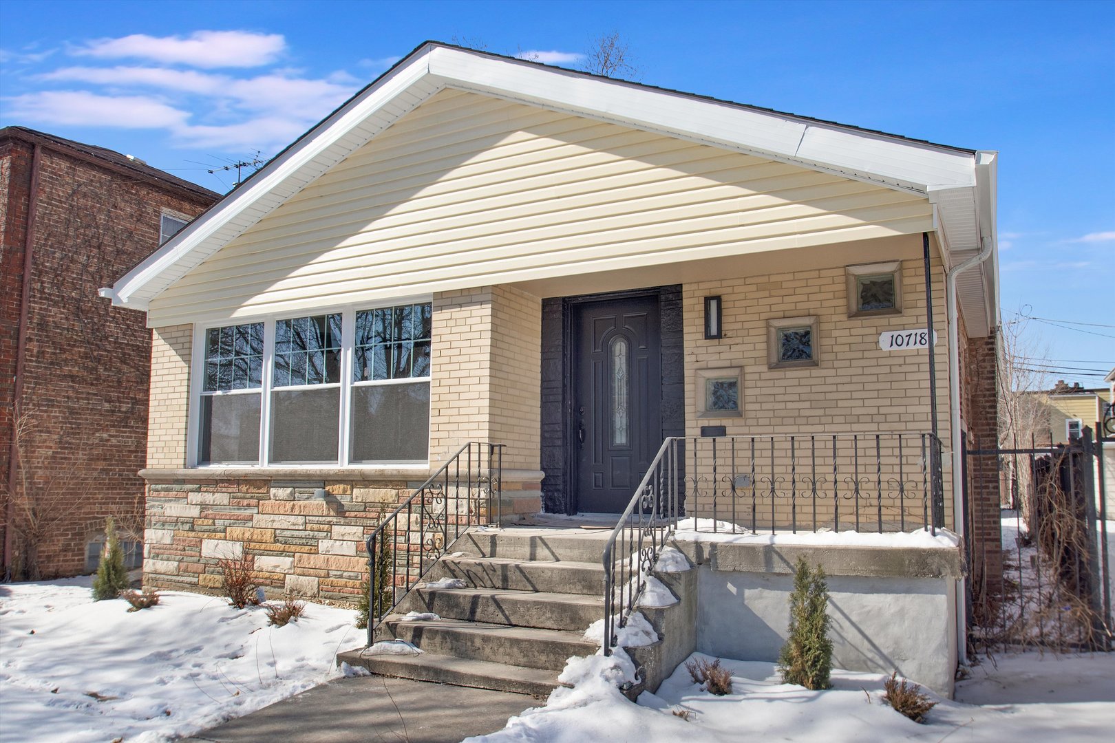 10718 S King Drive, Chicago, IL 60628