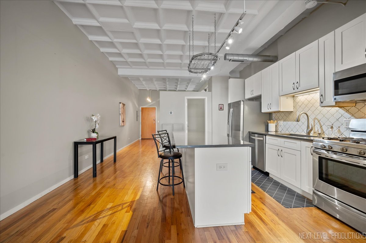 1307 S Wabash Avenue, Unit #402, Chicago, IL 60605