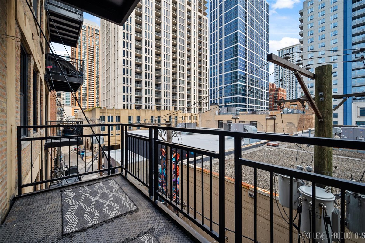 1307 S Wabash Avenue, Unit #402, Chicago, IL 60605