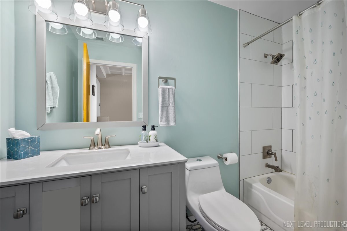 1307 S Wabash Avenue, Unit #402, Chicago, IL 60605