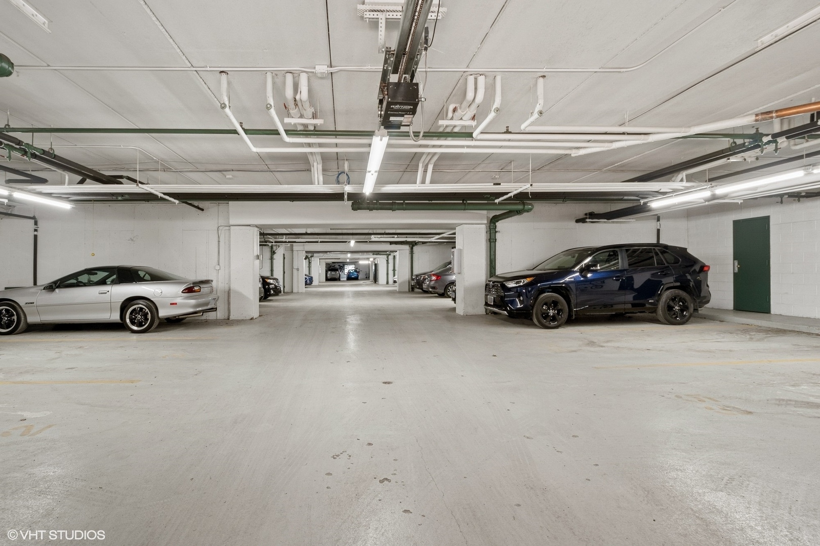 5225 N Riversedge Terrace, Unit #302, Chicago, IL 60630