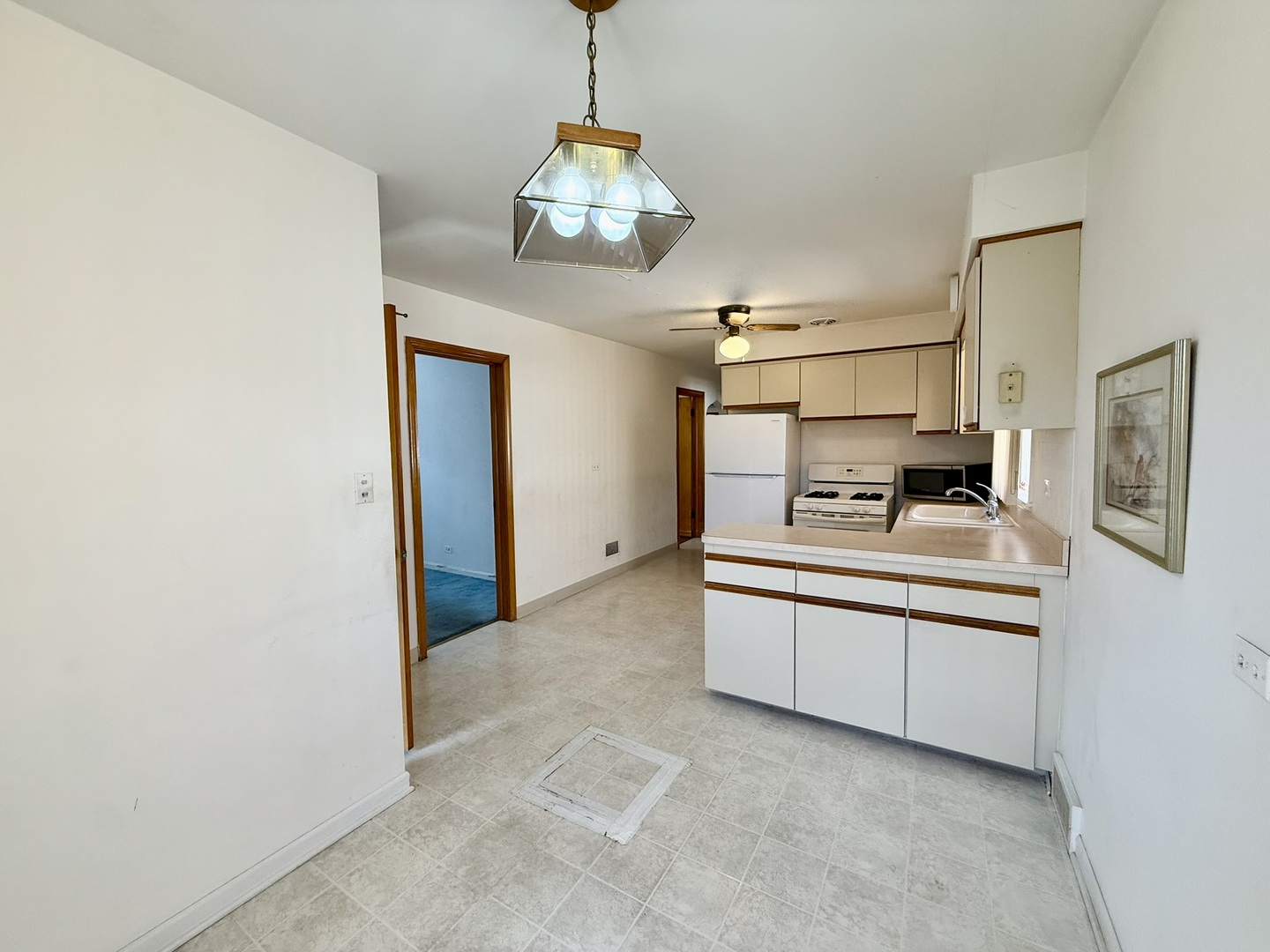 5823 S Melvina Avenue, Chicago, IL 60638