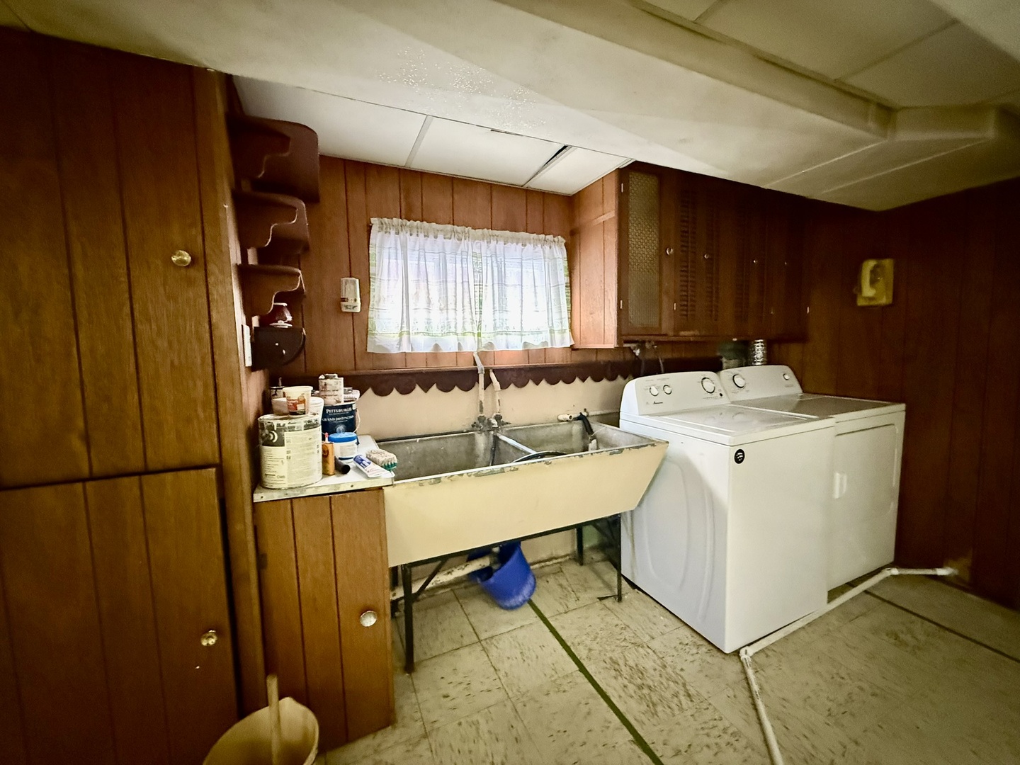 5823 S Melvina Avenue, Chicago, IL 60638