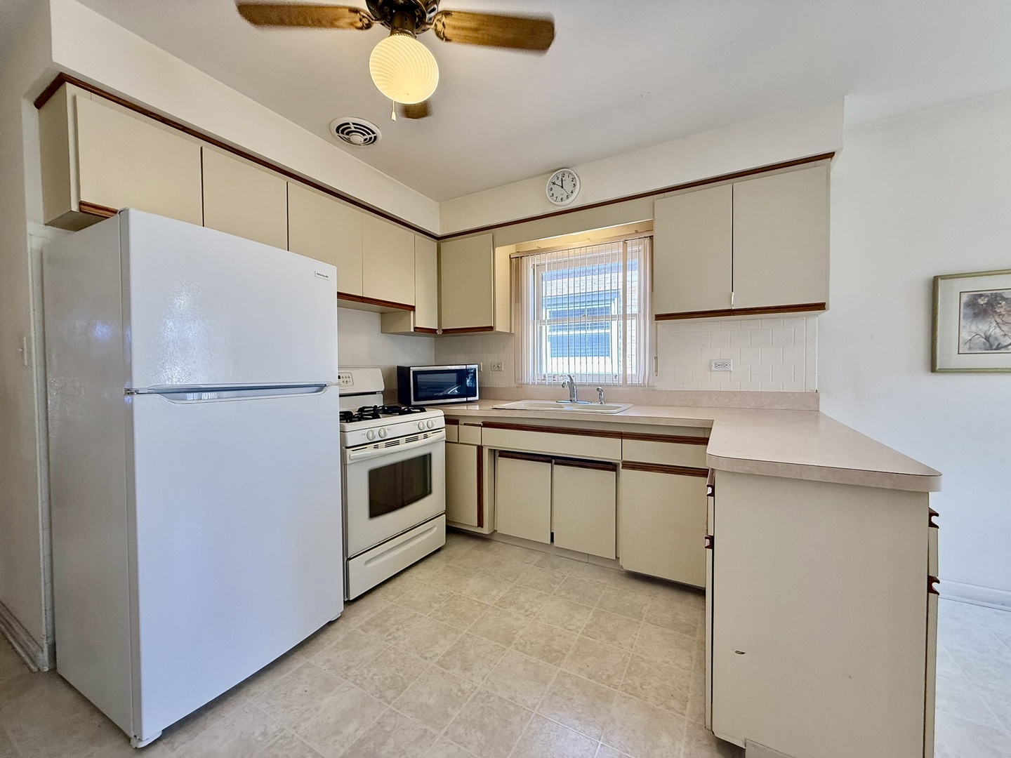 5823 S Melvina Avenue, Chicago, IL 60638