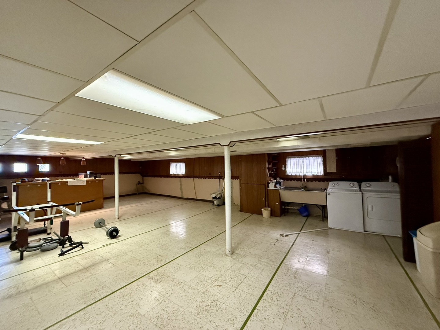 5823 S Melvina Avenue, Chicago, IL 60638