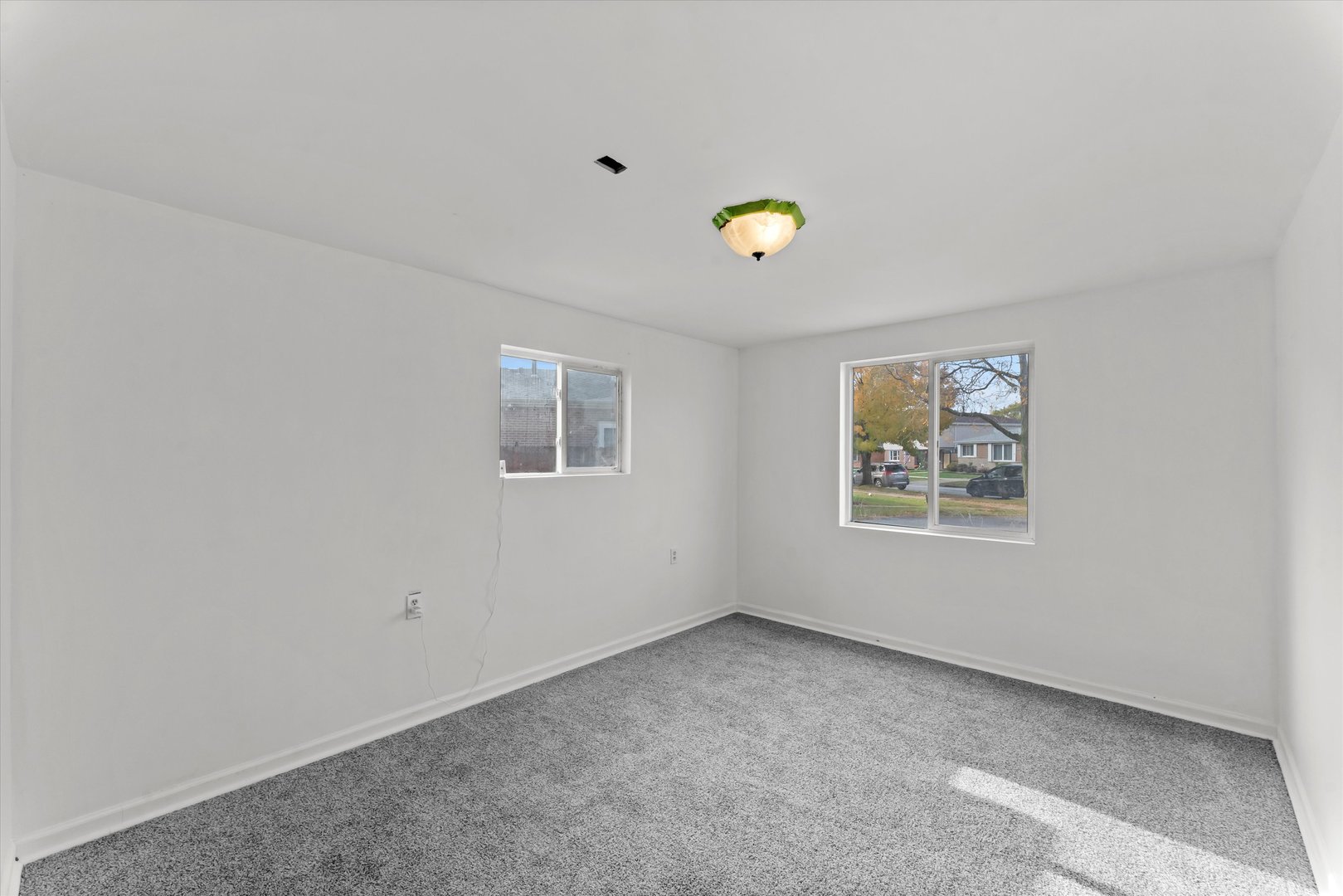 12713 S Escanaba Avenue, Chicago, IL 60633