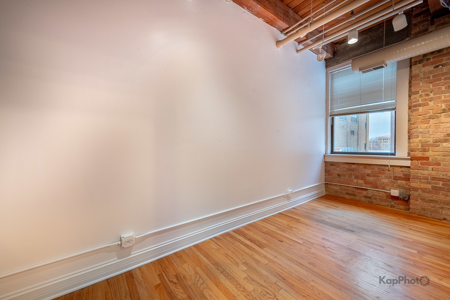 921 W Van Buren Street, Unit #201, Chicago, IL 60607