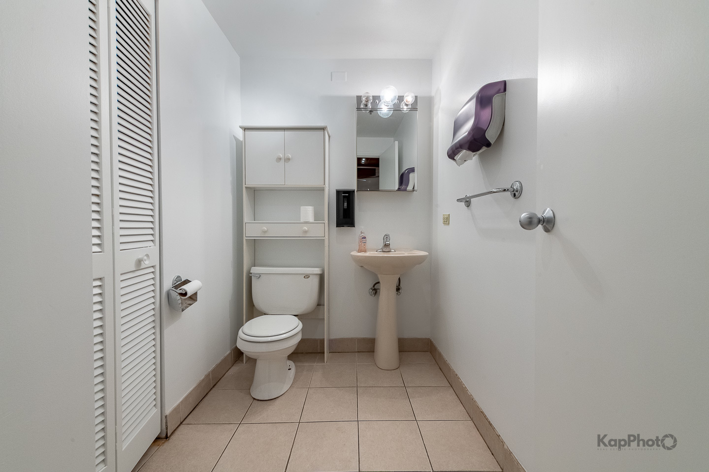 921 W Van Buren Street, Unit #201, Chicago, IL 60607