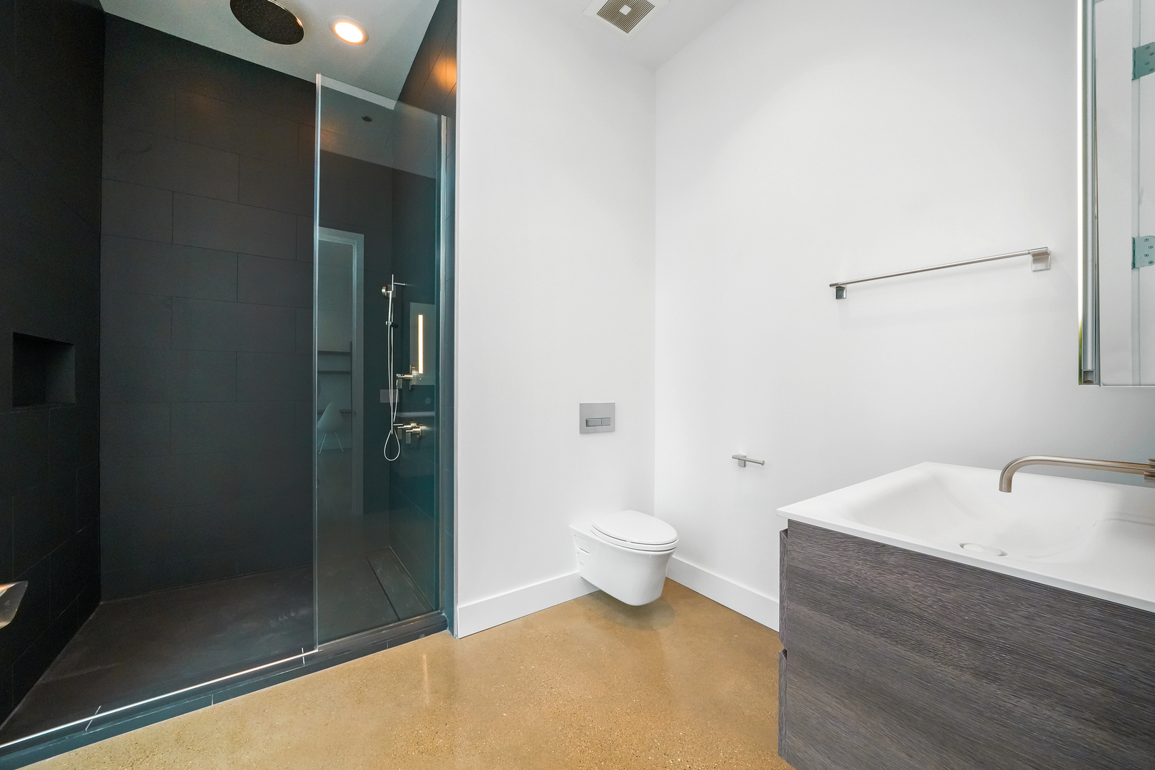 900 W Washington Boulevard, Unit #PHW, Chicago, IL 60607