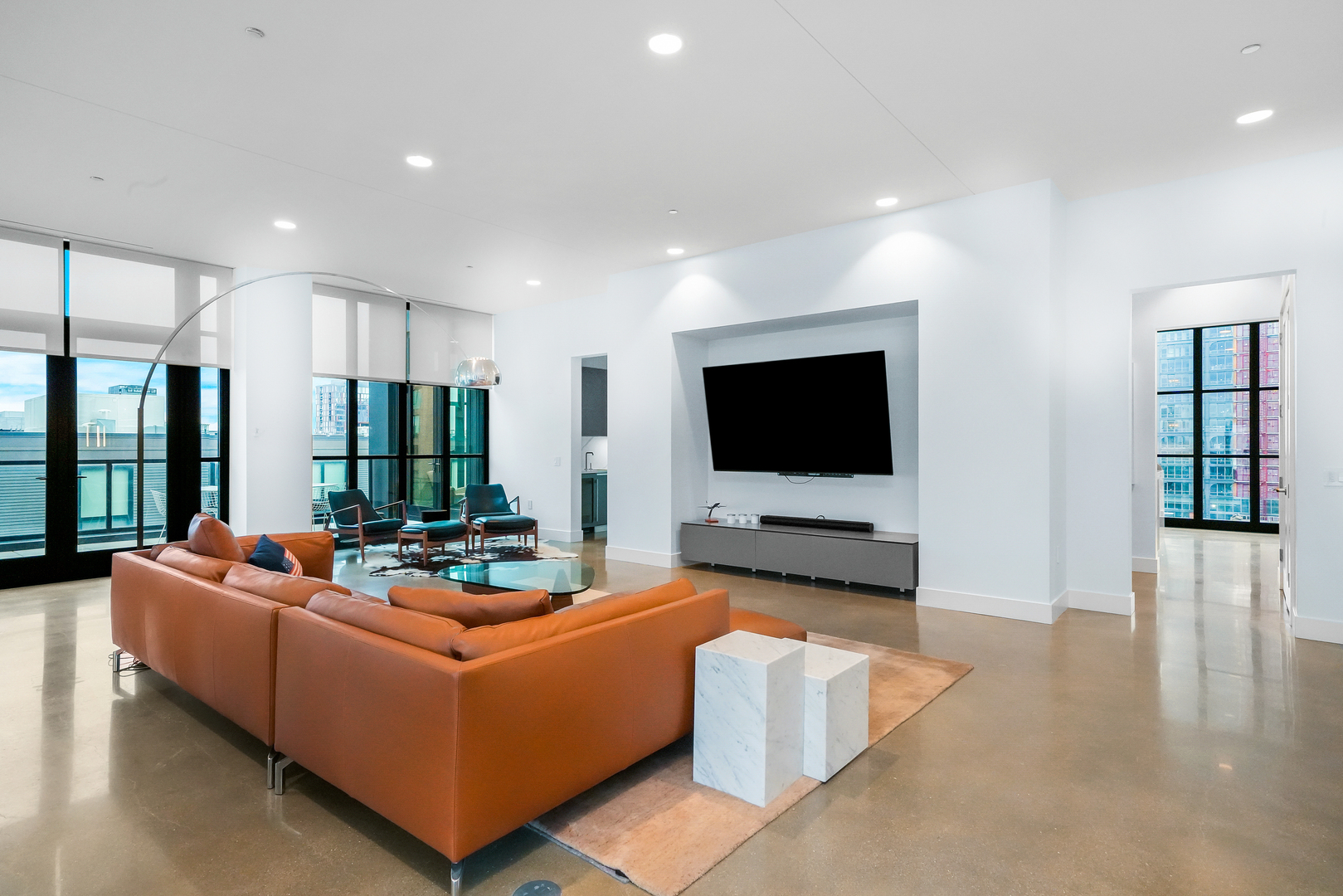 900 W Washington Boulevard, Unit #PHW, Chicago, IL 60607