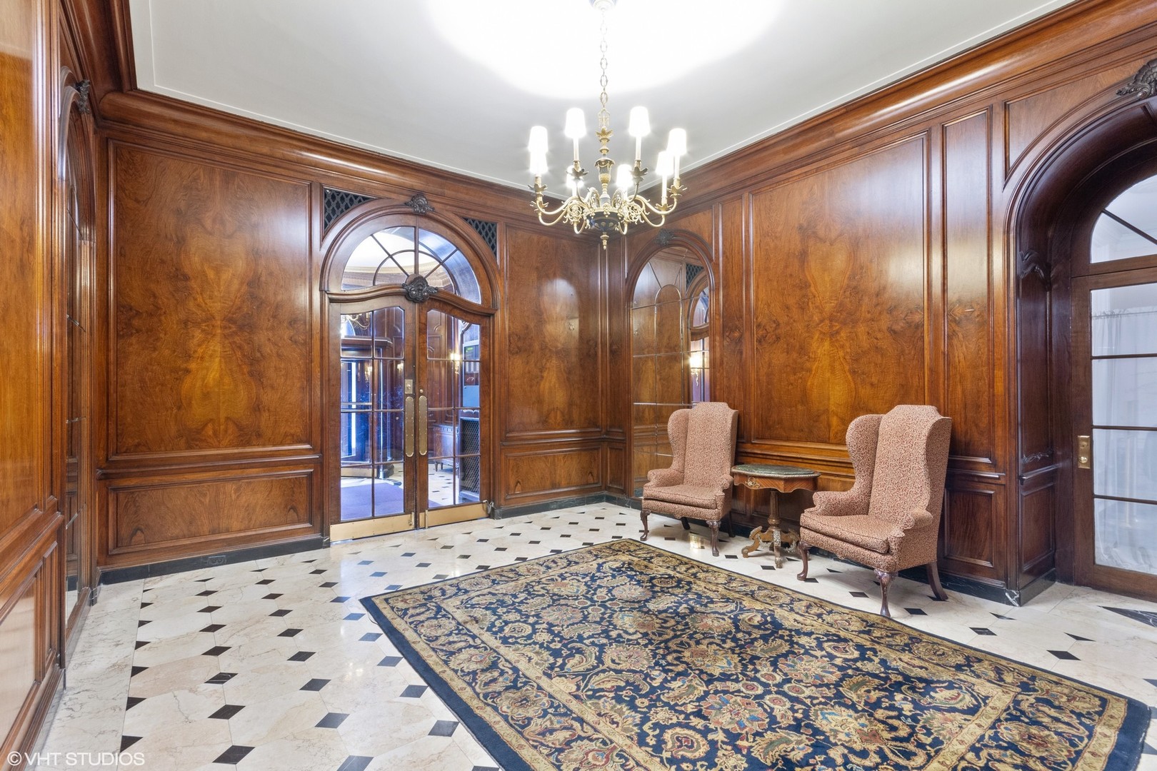 2000 N Lincoln Park West, Unit #802, Chicago, IL 60614