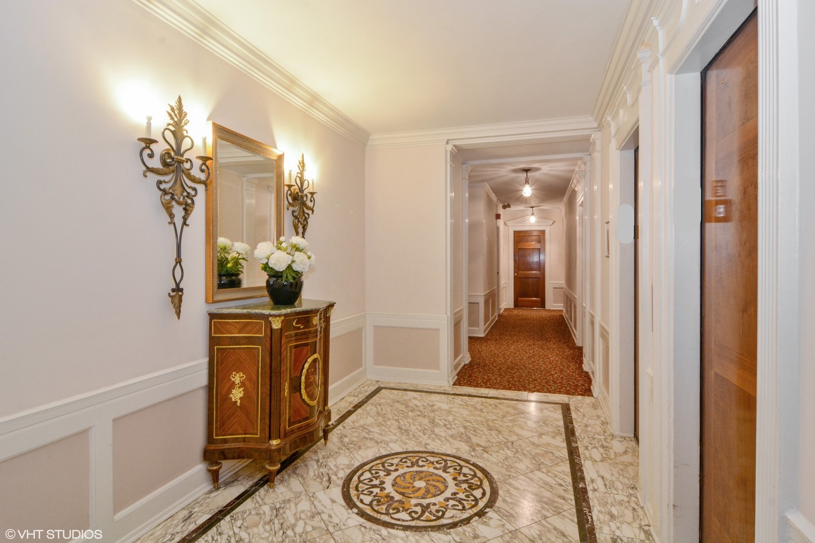 2000 N Lincoln Park West, Unit #802, Chicago, IL 60614