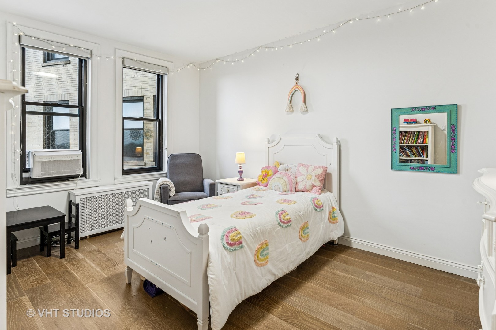 2000 N Lincoln Park West, Unit #802, Chicago, IL 60614