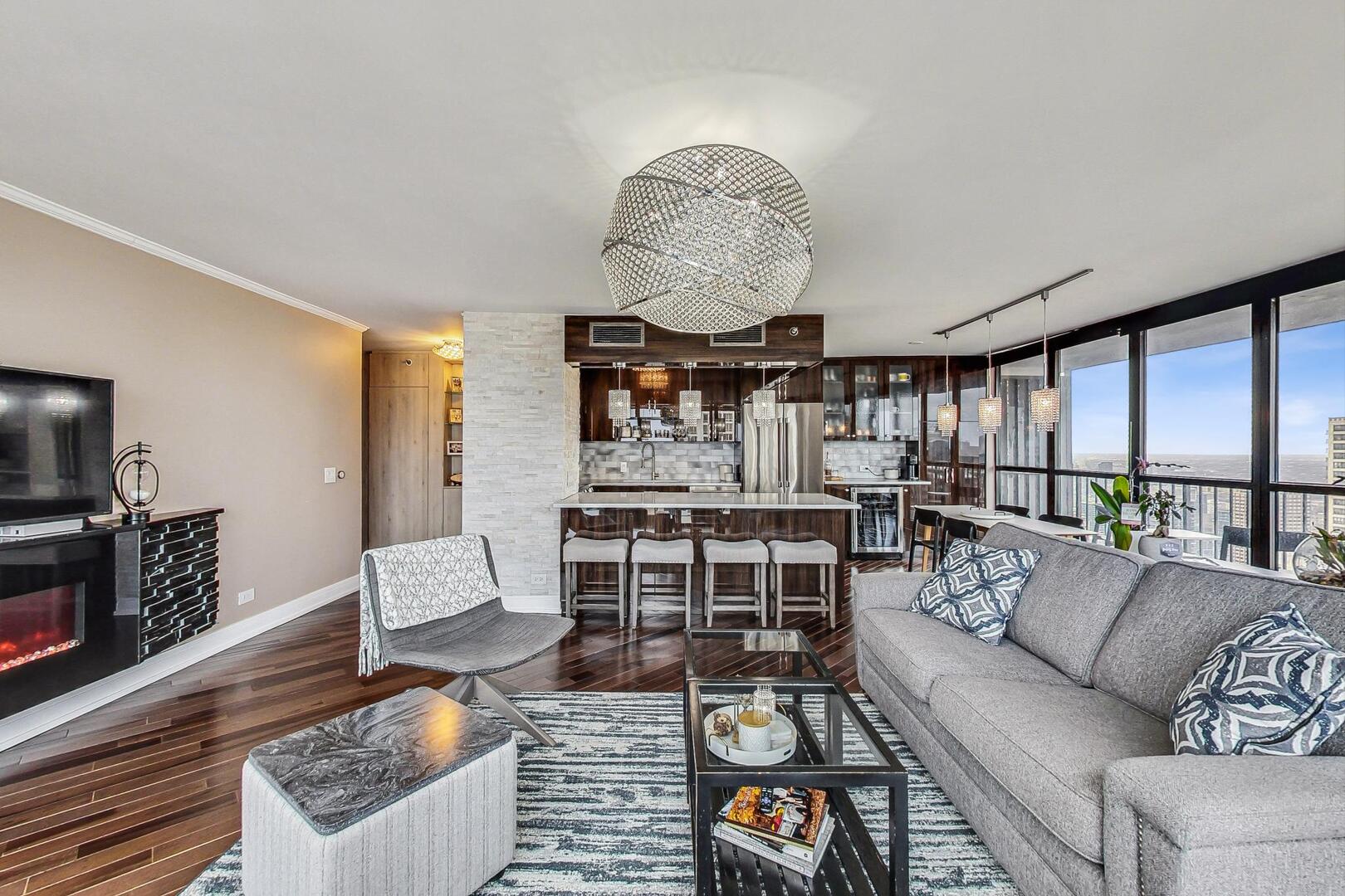 10 E Ontario Street, Unit #4808, Chicago, IL 60611