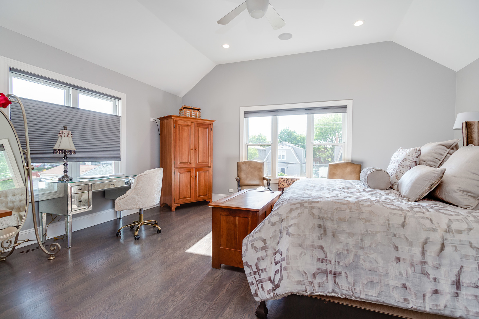 3618 N Richmond Street, Chicago, IL 60618