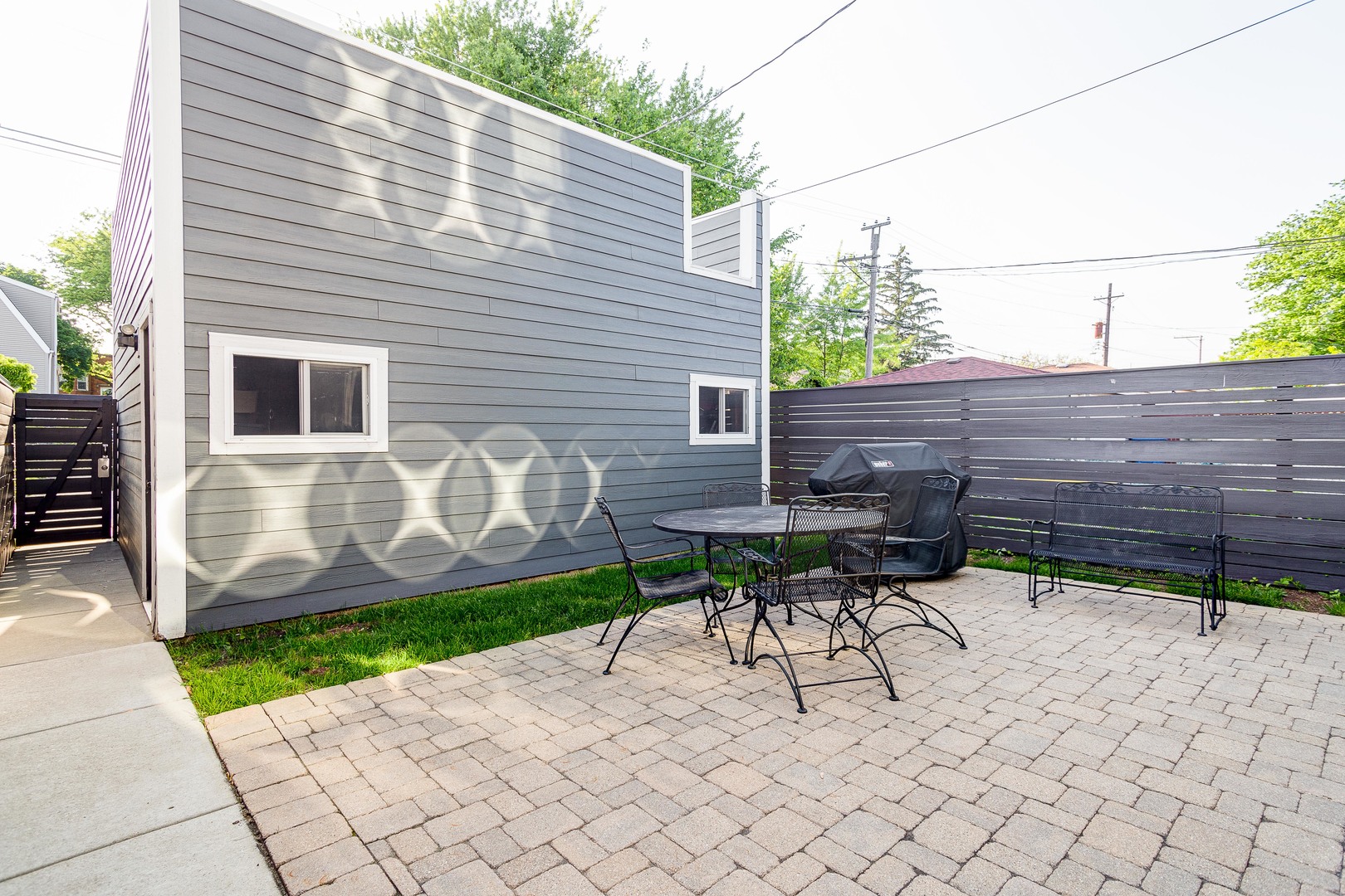 3618 N Richmond Street, Chicago, IL 60618