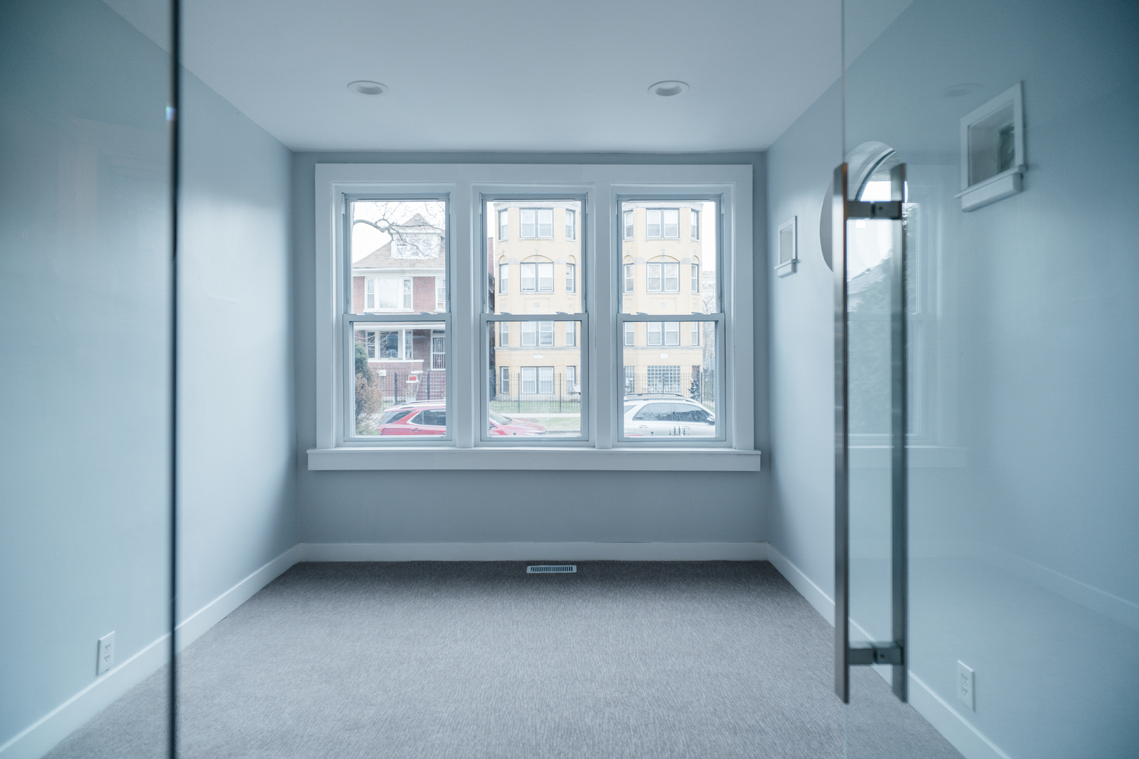 41 N Lotus Avenue, Chicago, IL 60644