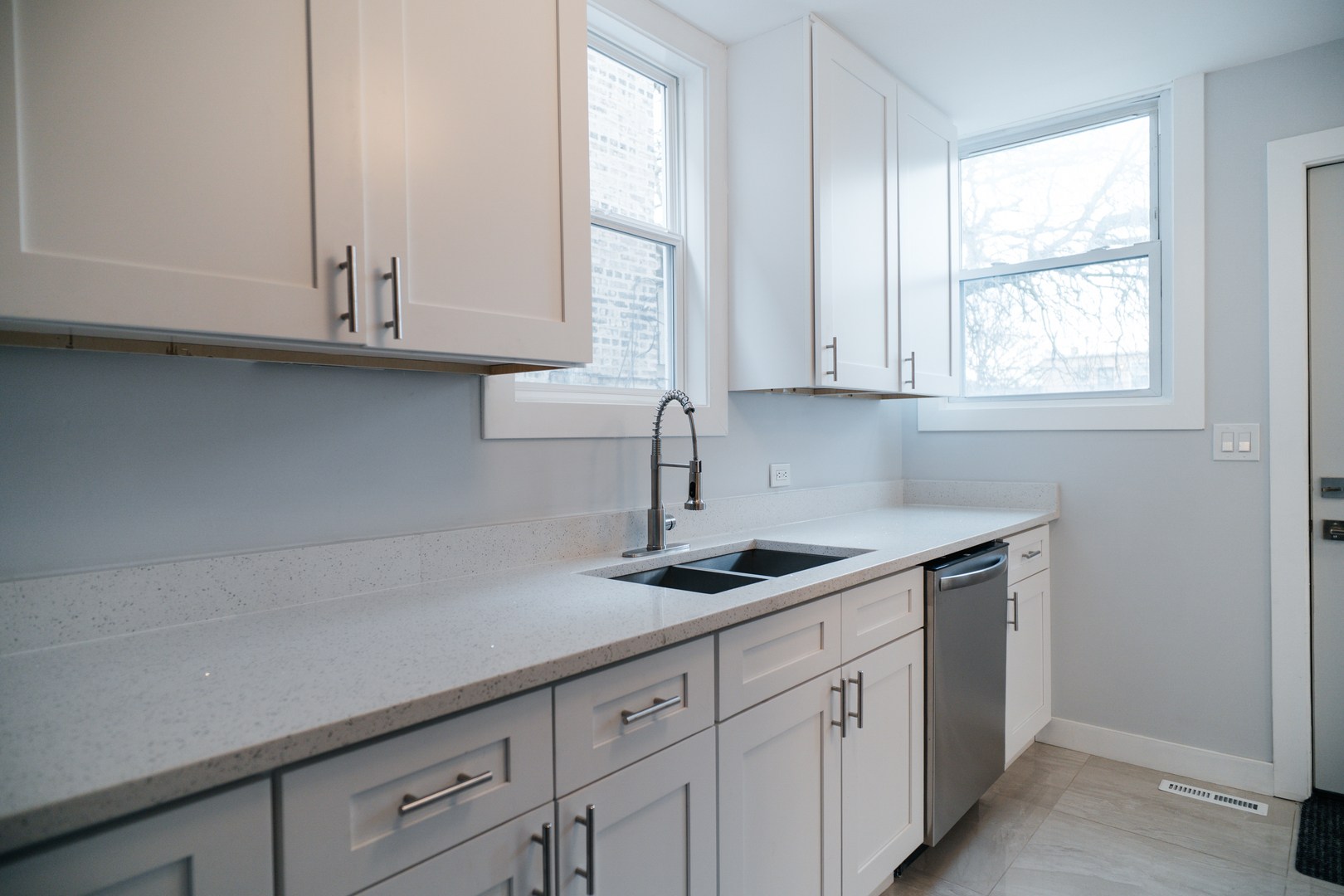 41 N Lotus Avenue, Chicago, IL 60644