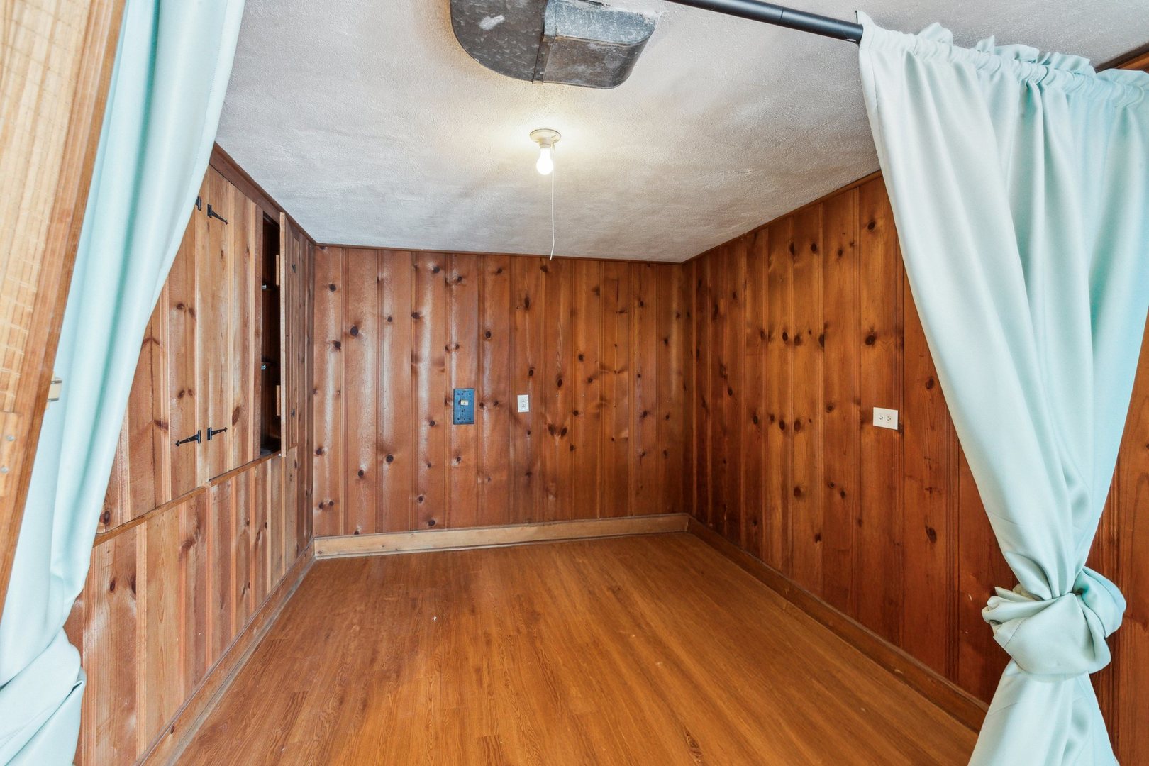 1700 W Jarvis Avenue, Unit #B, Chicago, IL 60626