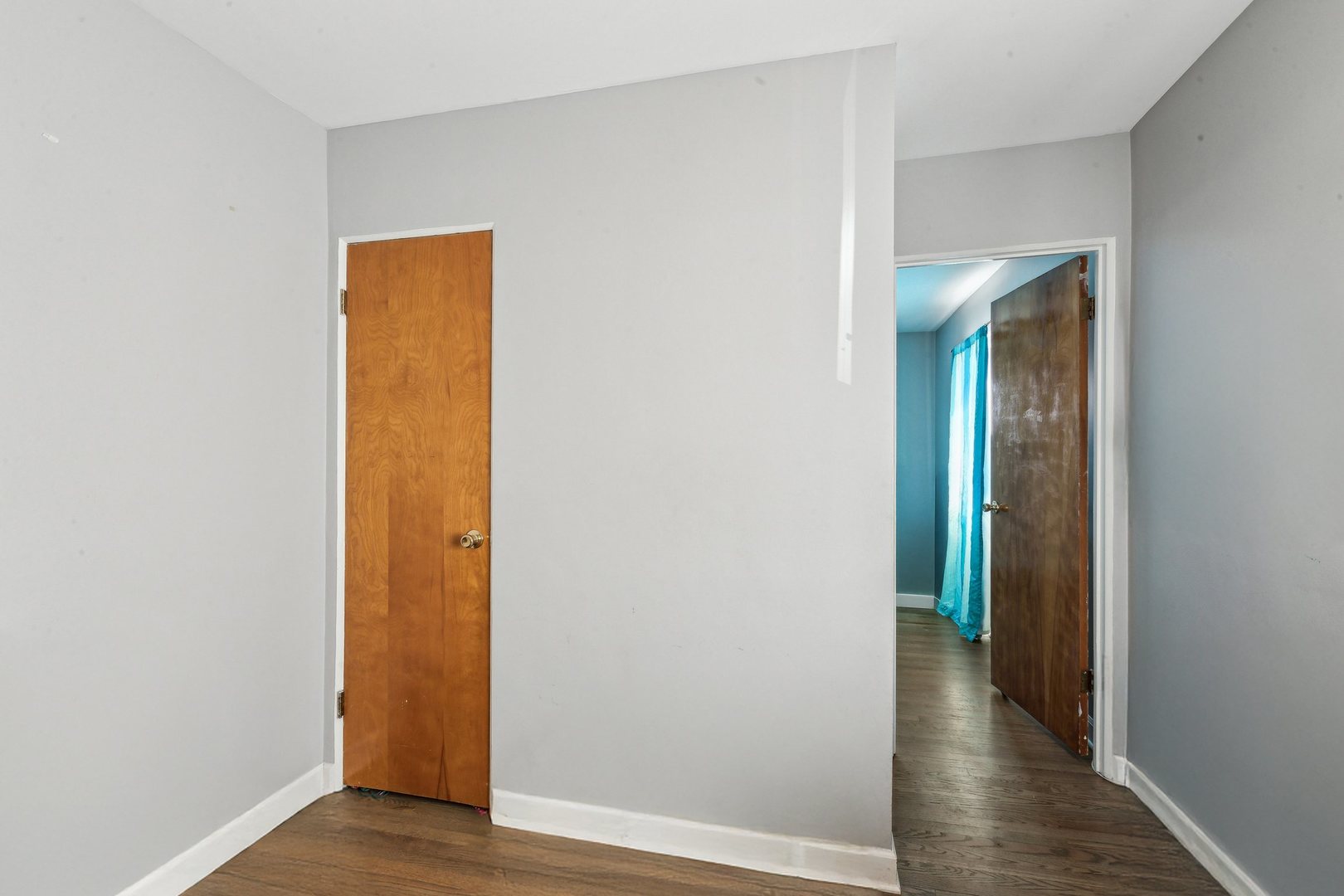 1700 W Jarvis Avenue, Unit #B, Chicago, IL 60626