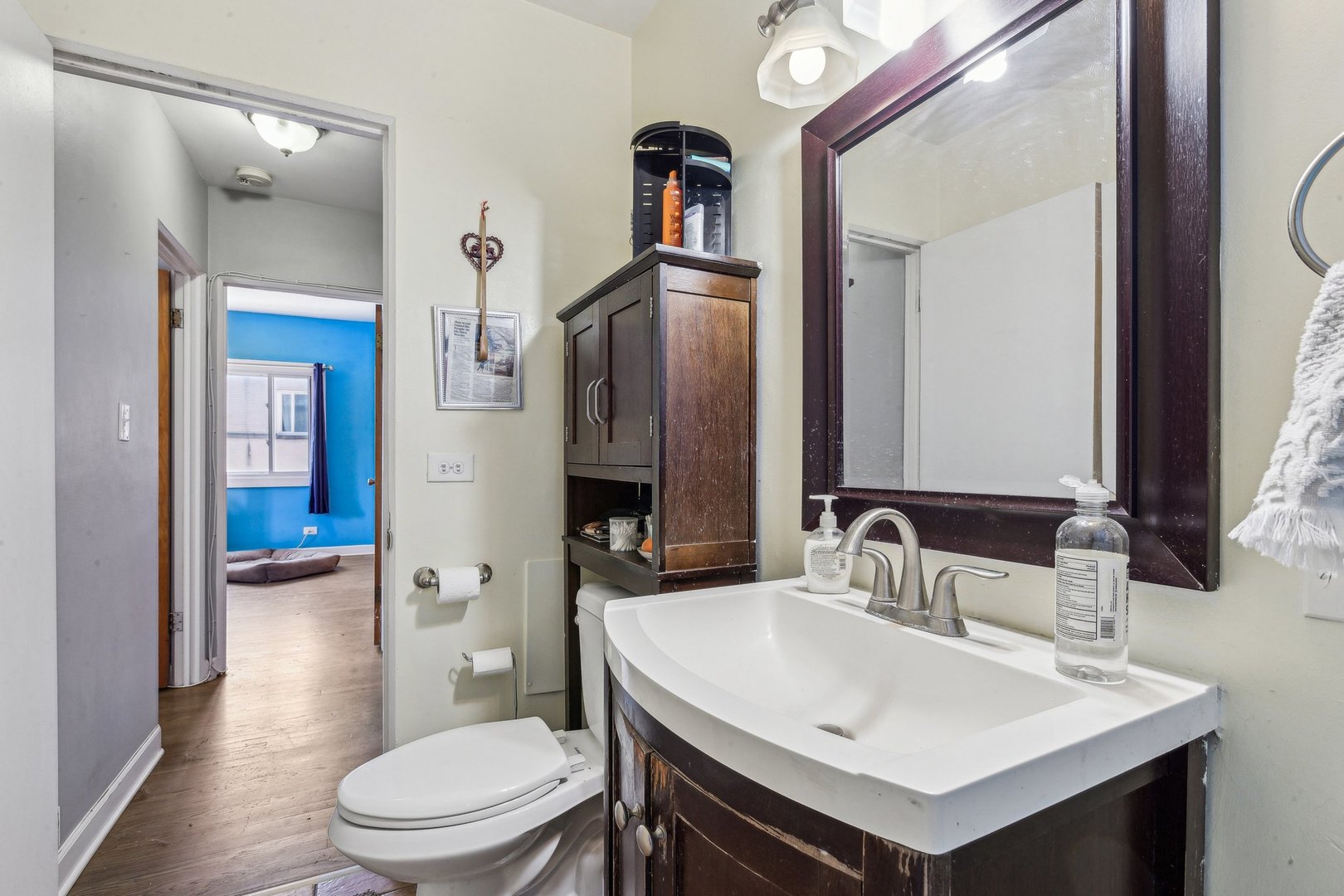 1700 W Jarvis Avenue, Unit #B, Chicago, IL 60626