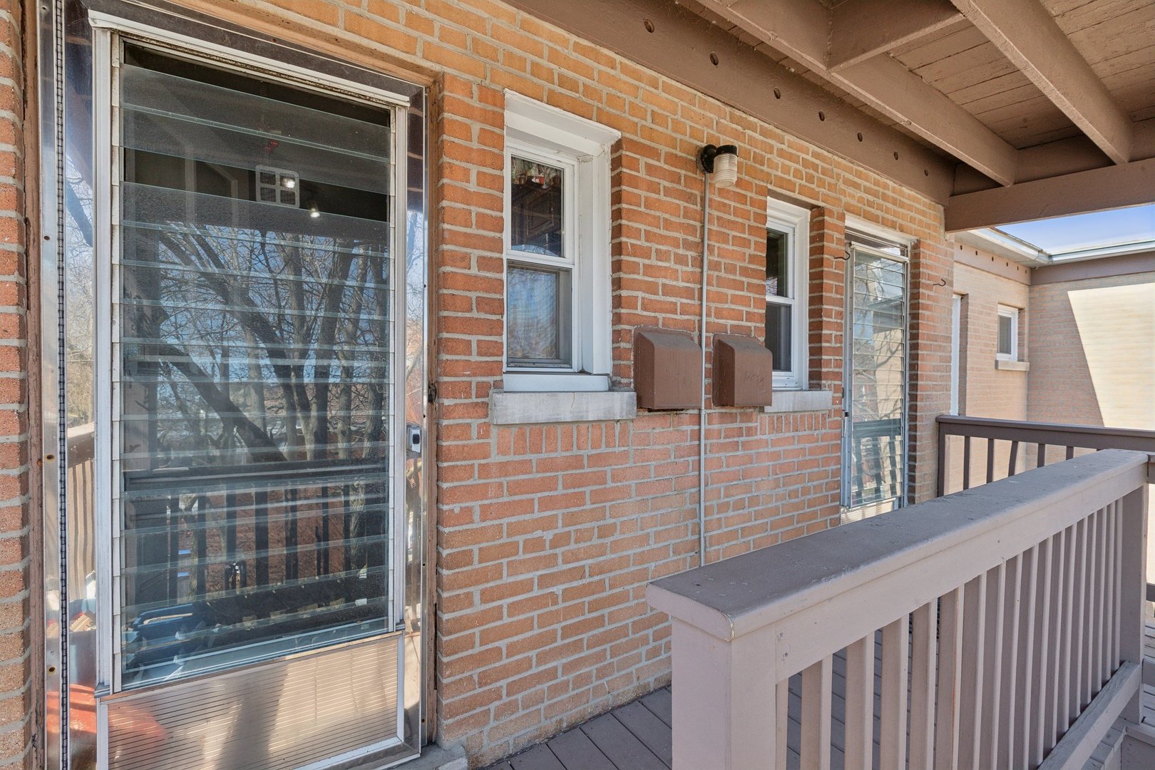 1700 W Jarvis Avenue, Unit #B, Chicago, IL 60626
