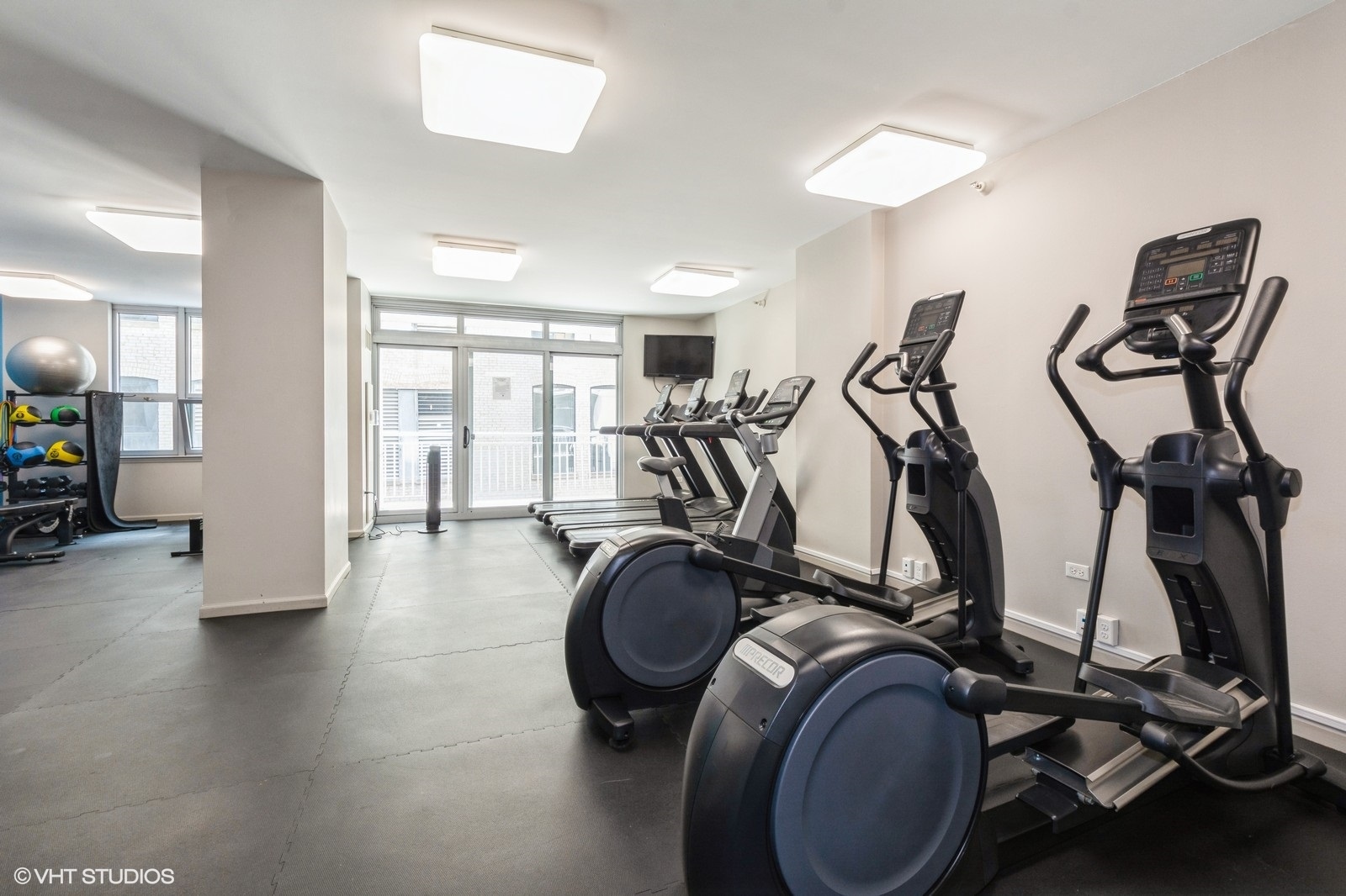 125 S Jefferson Street, Unit #1103, Chicago, IL 60661