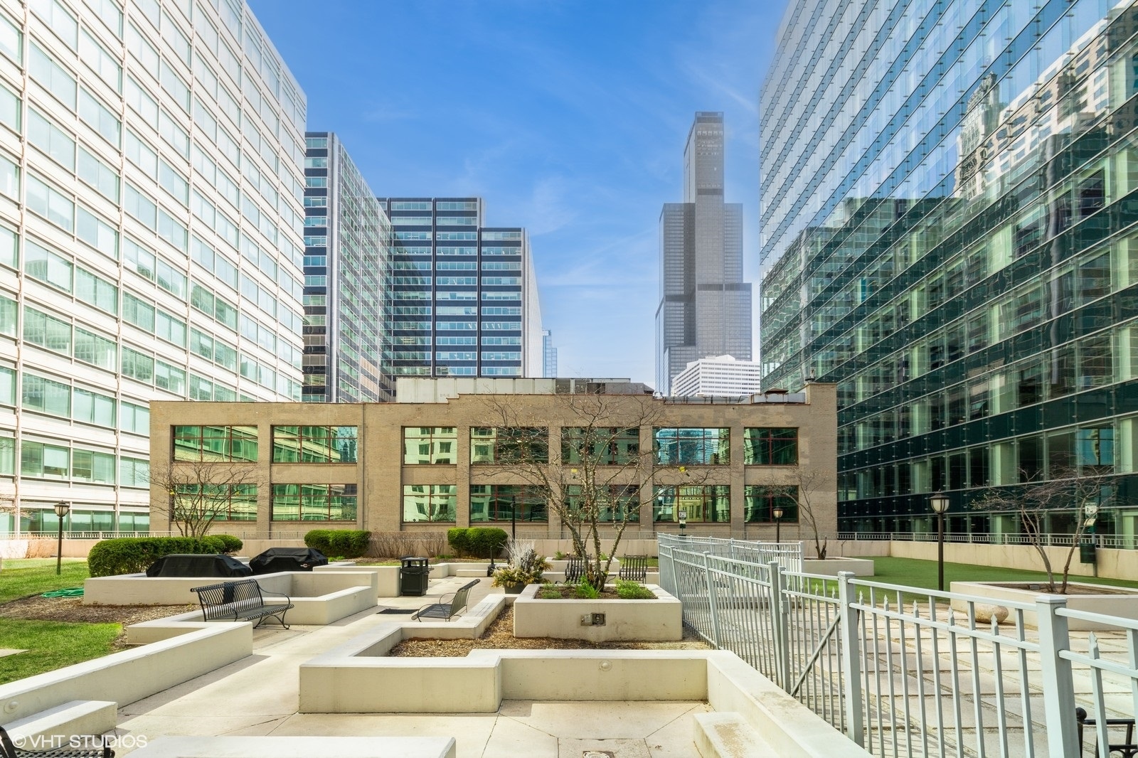 125 S Jefferson Street, Unit #1103, Chicago, IL 60661