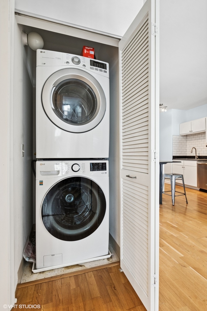 125 S Jefferson Street, Unit #1103, Chicago, IL 60661