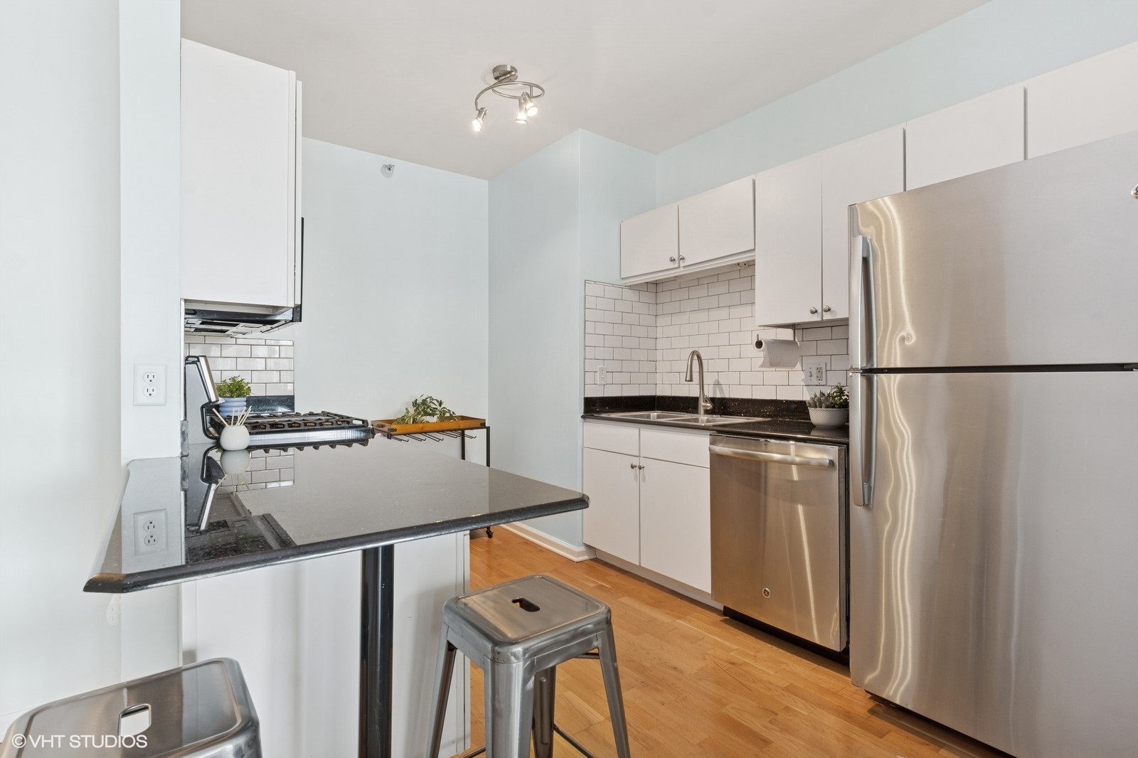 125 S Jefferson Street, Unit #1103, Chicago, IL 60661
