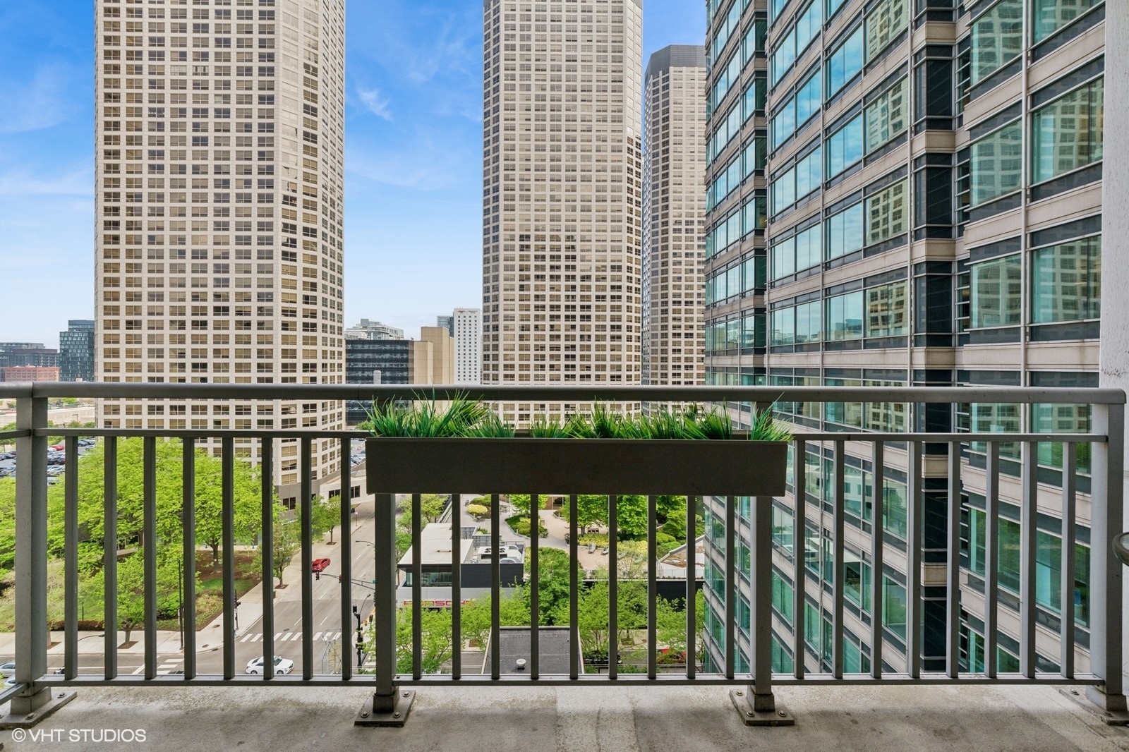 125 S Jefferson Street, Unit #1103, Chicago, IL 60661