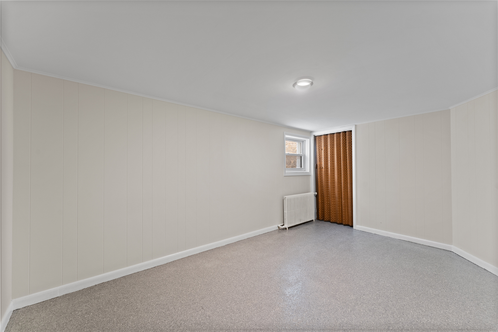 6120 W Berenice Avenue, Chicago, IL 60634