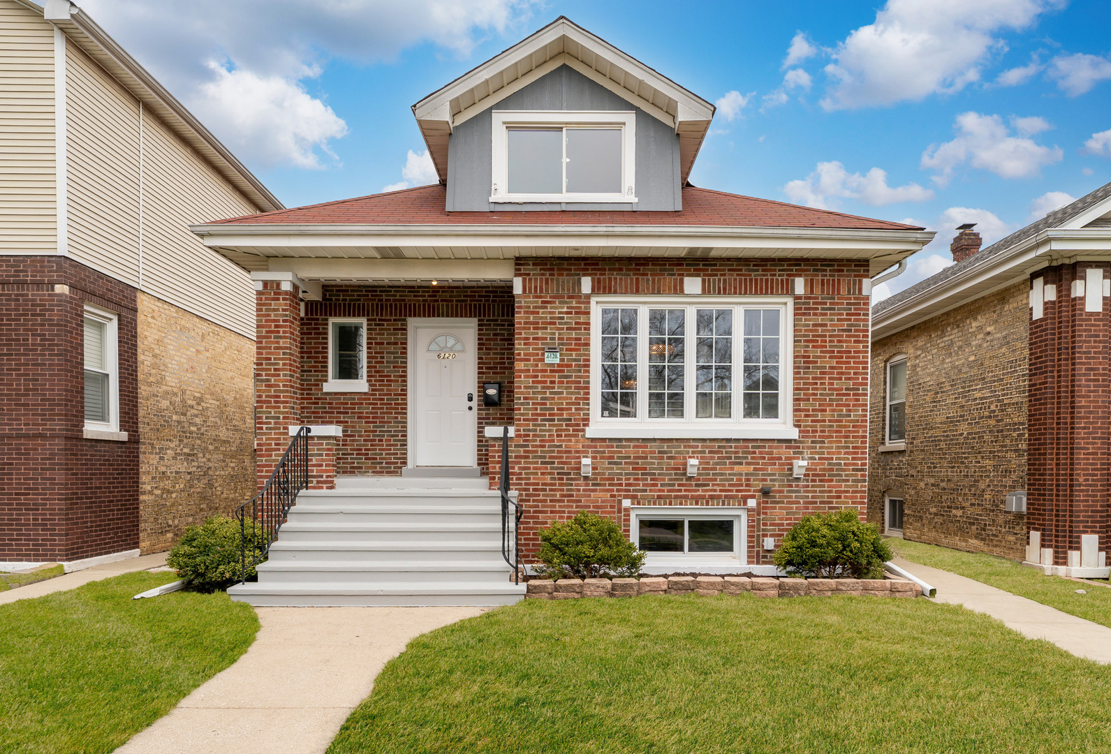 6120 W Berenice Avenue, Chicago, IL 60634