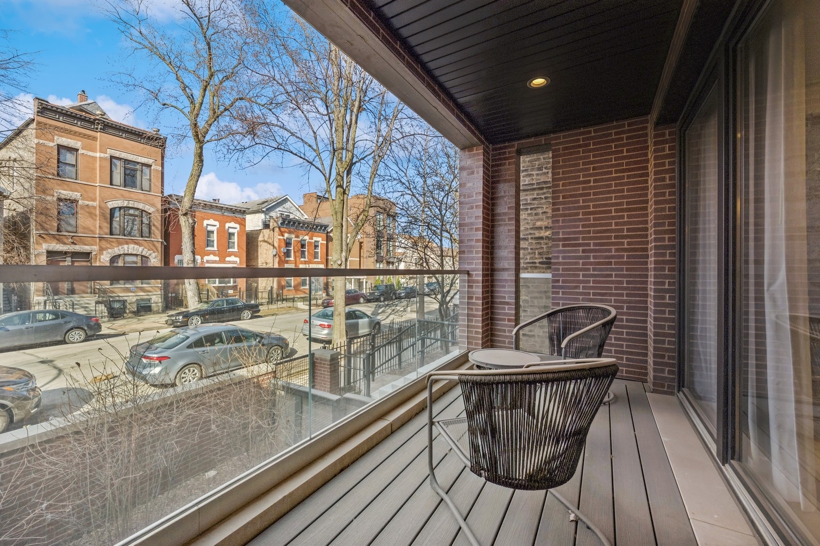 1423 W Huron Street, Unit #1, Chicago, IL 60642